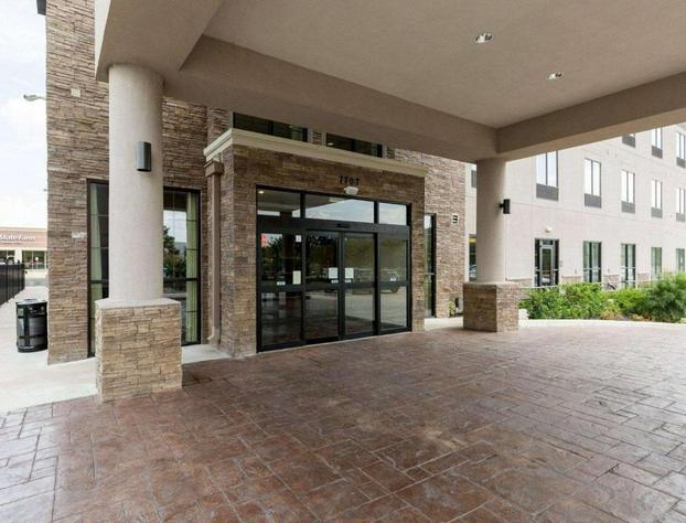Comfort Suites near Westchase on Beltway 8 hotel detail image 2
