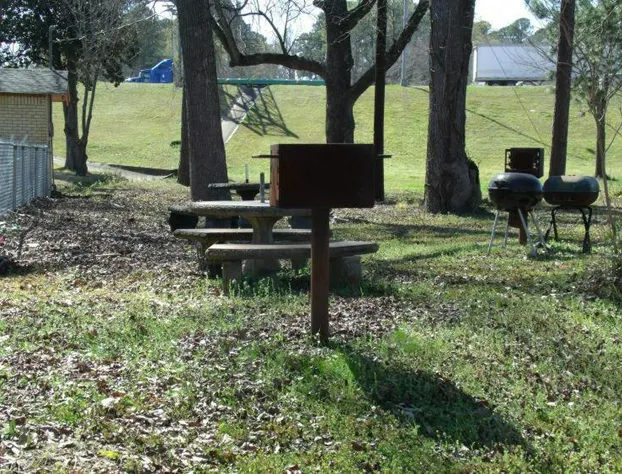 Woodlawn Hills Motel hotel detail image 3