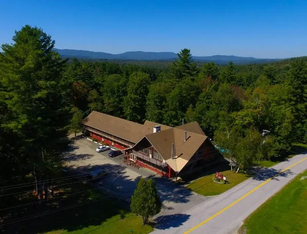 The Upper Pass Lodge at Magic Mountain hotel detail image 2