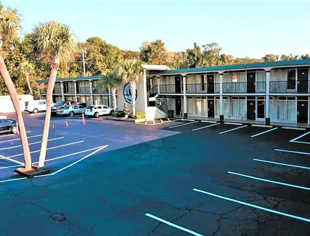 Budget Inn Conway hotel detail image 4