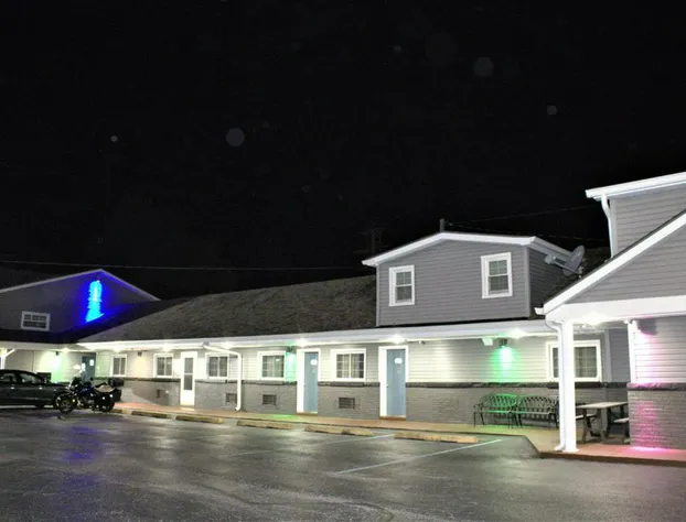 Hometowne Inn & Suites hotel detail image 2