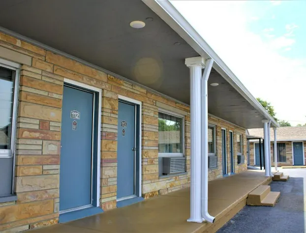 Hometowne Inn & Suites hotel detail image 3