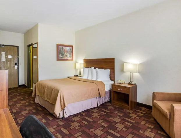 Econo Lodge Luverne I-90 hotel detail image 4