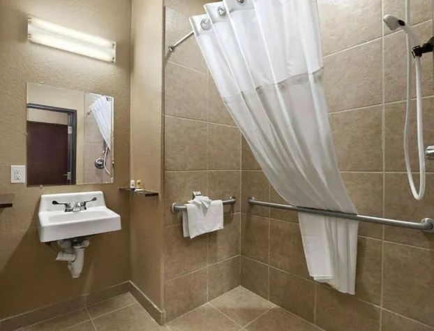 Garner Gonzales by IHG hotel detail image 2