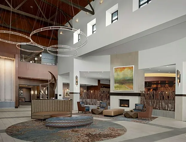 Embassy Suites Springfield hotel detail image 3