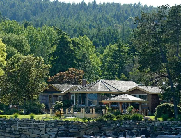Galiano Oceanfront Inn & Spa hotel detail image 1