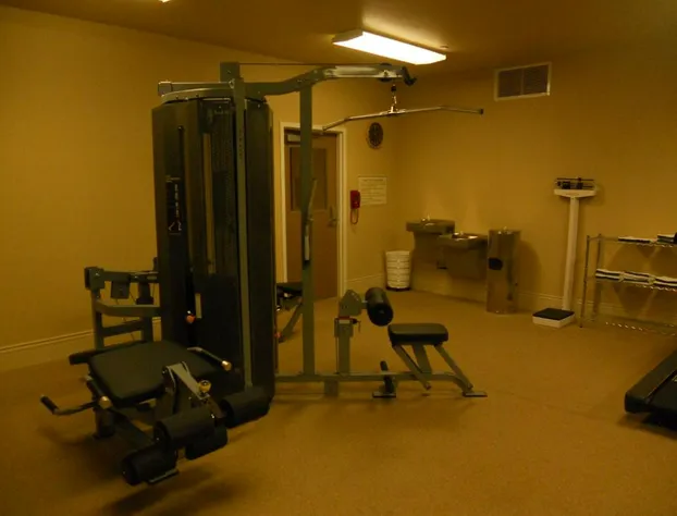 Hawthorn Extended Stay by Wyndham Dickinson hotel detail image 4