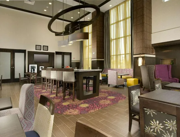 Hampton Inn & Suites Buffalo Airport hotel detail image 4