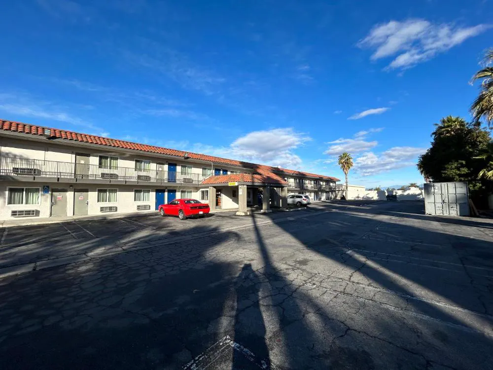 Studio 6 Hemet, CA hotel hero