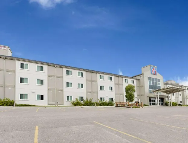 Motel 6 Brandon, MB hotel detail image 3