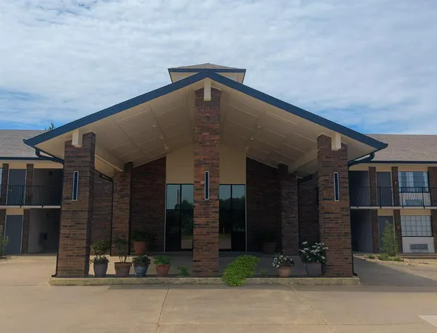 Walnut Inn Roland hotel detail image 1