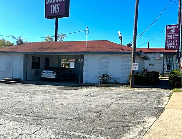 Budget Inn Buffalo hotel detail image 2