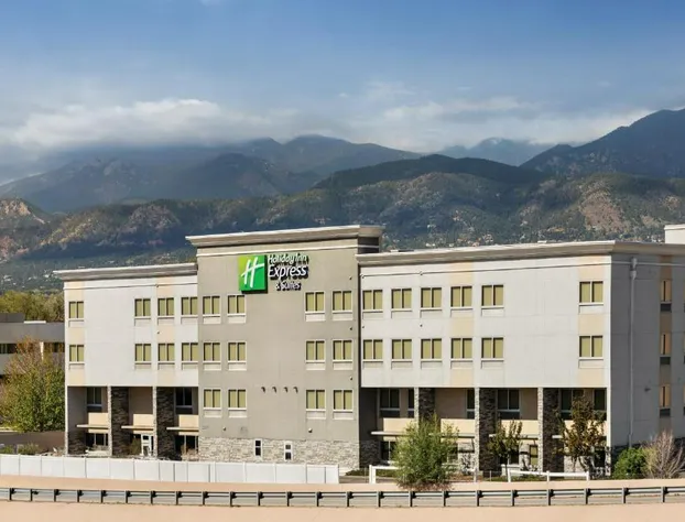 Holiday Inn Express & Suites Colorado Springs Central by IHG hotel detail image 4