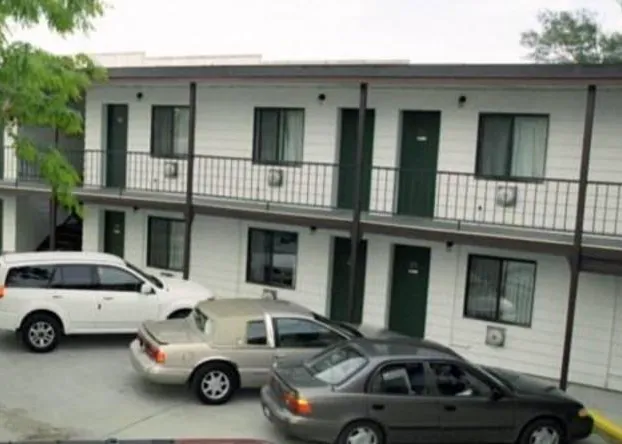 Western Motel Hardin hotel detail image 1