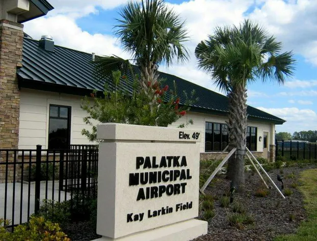 Crystal Cove Hotel hotel detail image 3