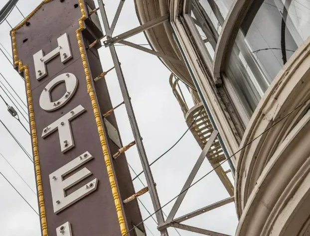 Casa Loma Hotel hotel detail image 1