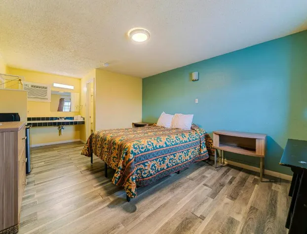 Catalina Motel hotel detail image 2