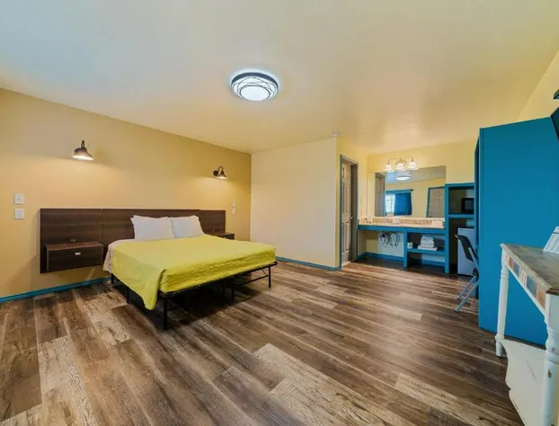 Catalina Motel hotel detail image 4