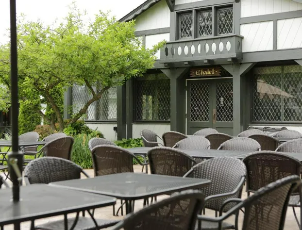 Cedar Creek hotel detail image 2