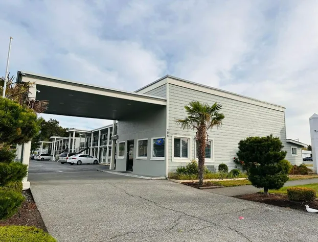 Northwoods Motel hotel detail image 4