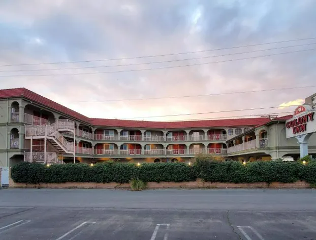 Colony Inn hotel detail image 3