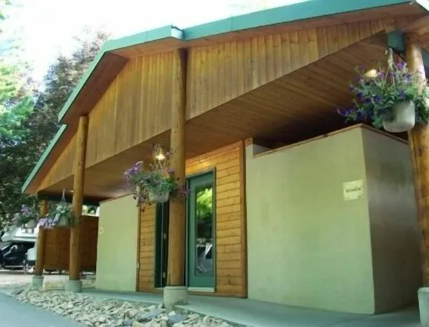 The Lakeside Resort hotel detail image 1