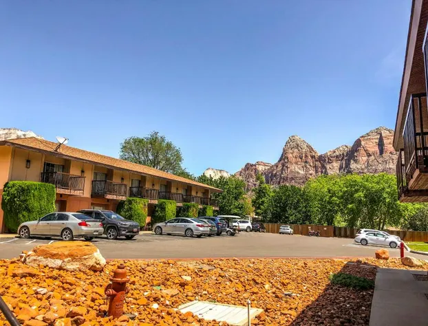 Bumbleberry Inn hotel detail image 1