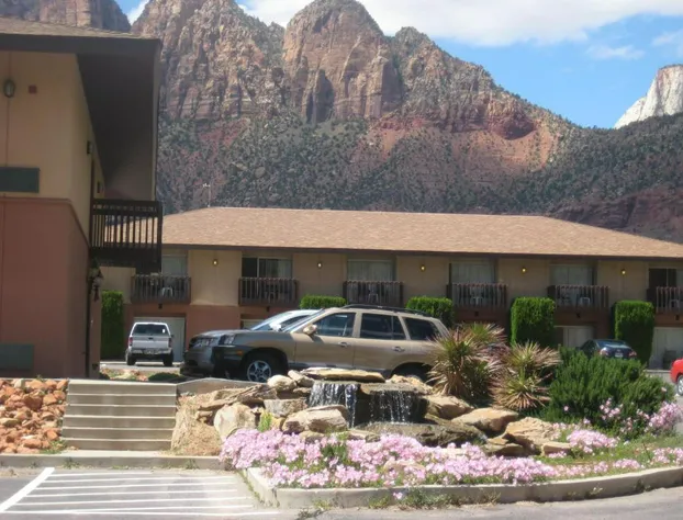 Bumbleberry Inn hotel detail image 3