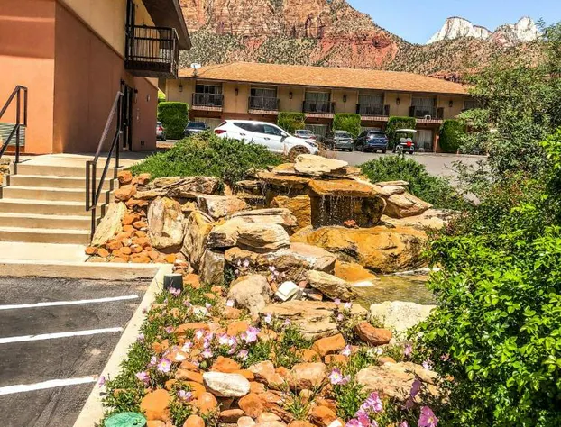 Bumbleberry Inn hotel detail image 3