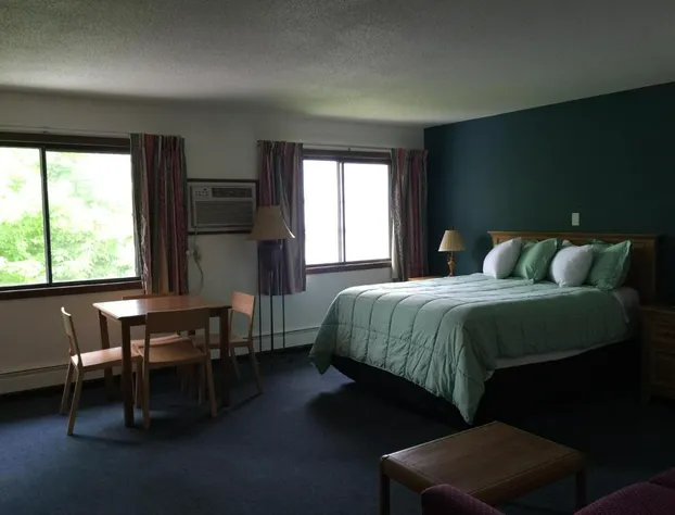 AmericInn Motel - Monticello hotel detail image 2