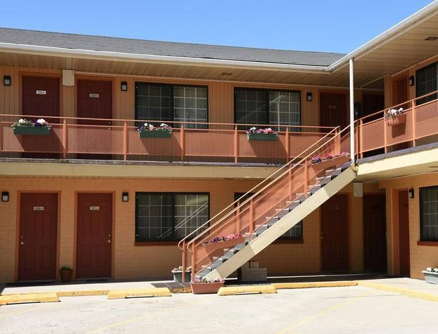 Esquire Inn hotel detail image 1