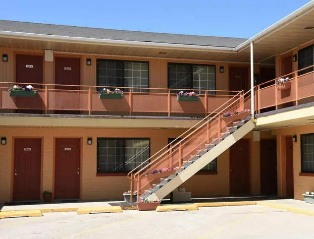 Esquire Inn hotel detail image 1