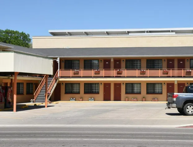 Esquire Inn hotel detail image 4