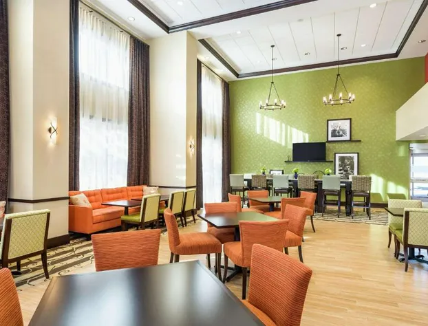 Hampton Inn & Suites San Bernardino hotel detail image 1