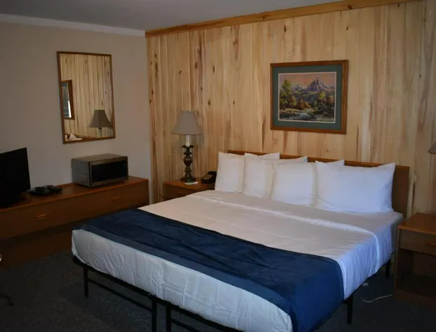 Ute Bluff Lodge, Cabins and RV park hotel detail image 3