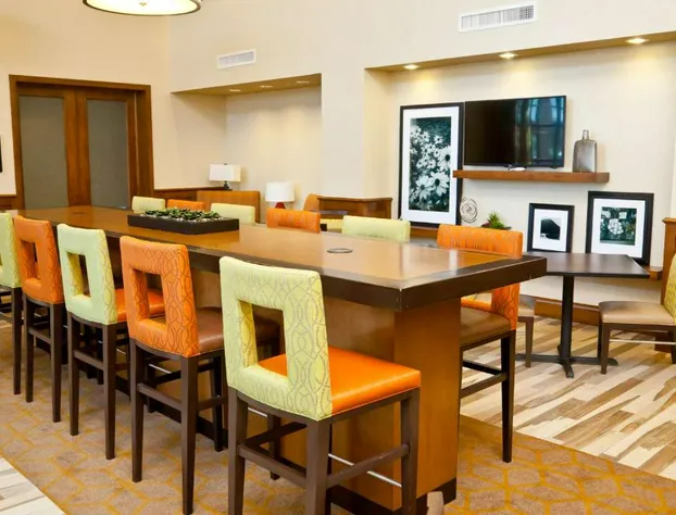 Hampton Inn & Suites Salinas hotel detail image 1