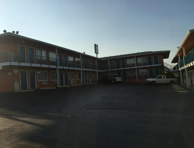 Relax Inn Forth Worth hotel detail image 1