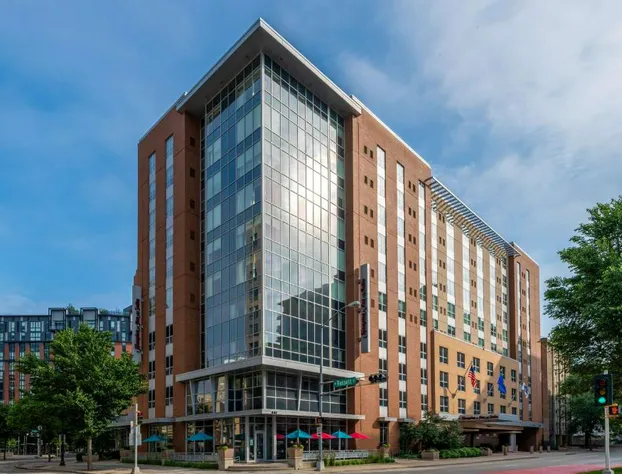 Hampton Inn & Suites Madison / Downtown hotel detail image 1