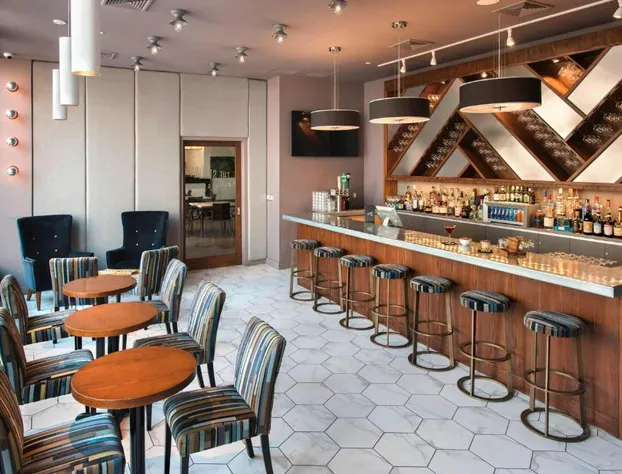 Element Harrison - Newark hotel detail image 1