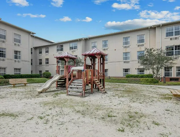 Landmark Inn Fort Liberty hotel detail image 3