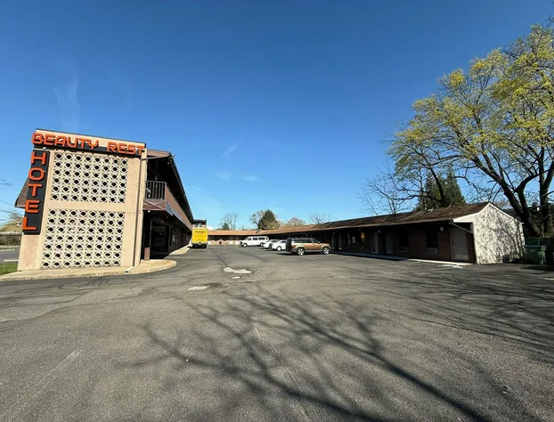 Beauty Rest Hotel hotel detail image 4