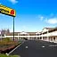Super 8 by Wyndham Rahway/Newark hotel detail image 4