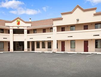 Super 8 by Wyndham Rahway/Newark hotel detail image 2