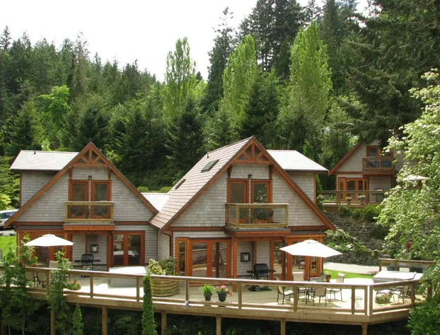 Sunshine Coast Resort Hotel & Marina hotel detail image 1