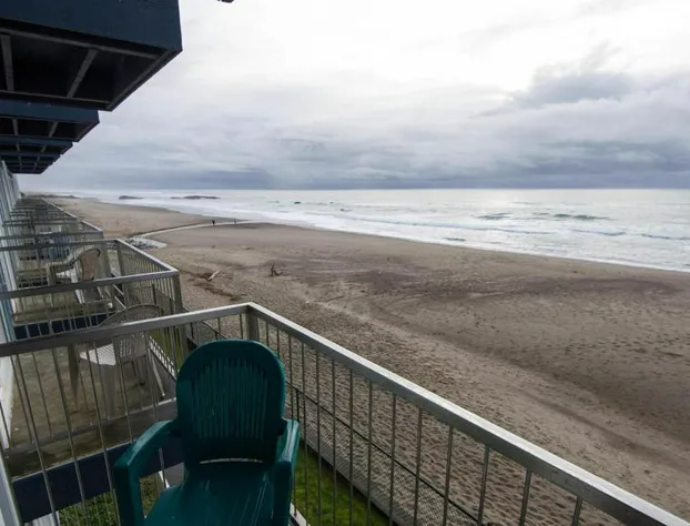 The Sandcastle Beachfront Hotel hotel detail image 3