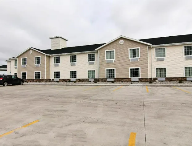 AmeriVu Inn and Suites hotel detail image 2