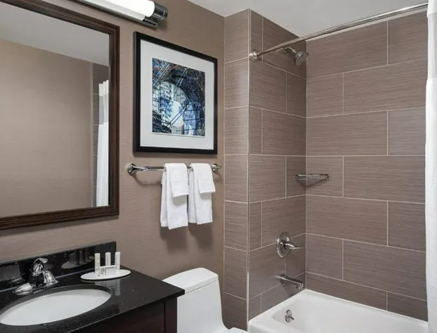 Fairfield Inn & Suites by Marriott New York Staten Island hotel detail image 3