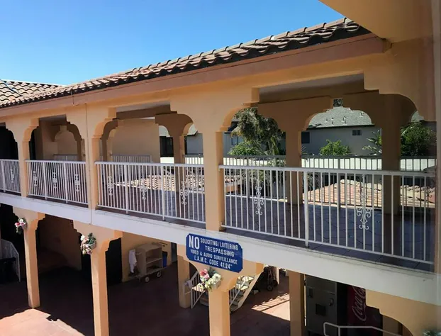 Starlight Inn Canoga Park hotel detail image 3