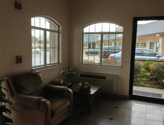 Camelot Inn & Suites Highway 290 NW Freeway hotel detail image 3