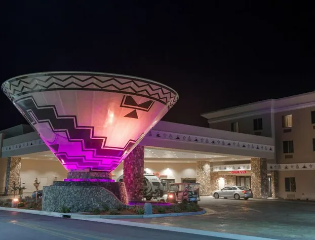 Win-River Resort & Casino hotel detail image 1